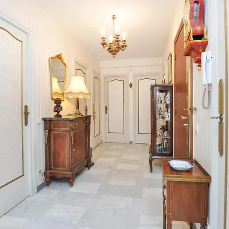 2 Bedroom Stunning In Apartman *