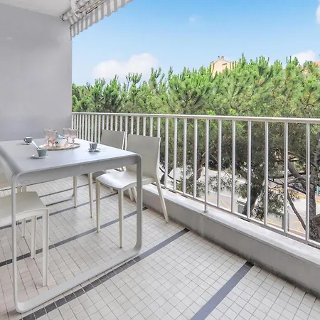 2 Bedroom Stunning In Apartman *